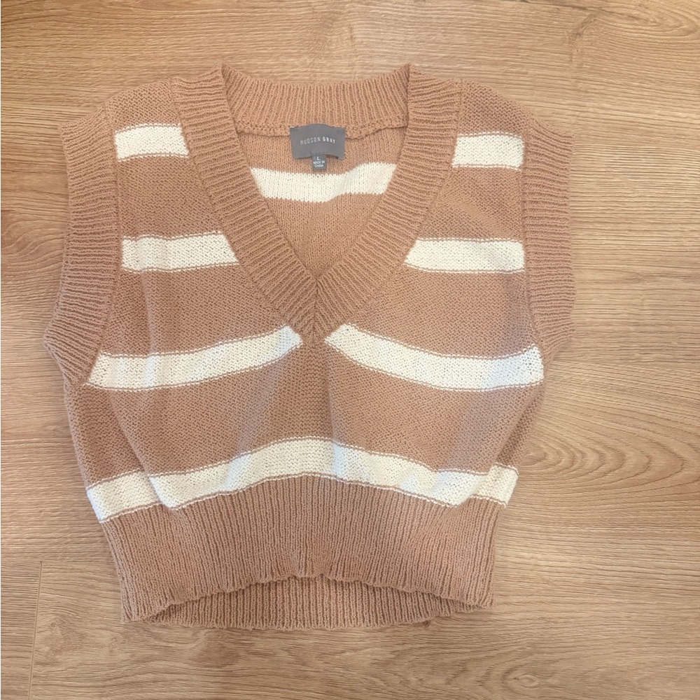 Vero Moda Tan & Cream Striped V-Neck Knit Sweater Vest
